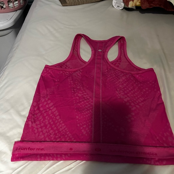 Lululemon Athletica - Picture 5 of 5